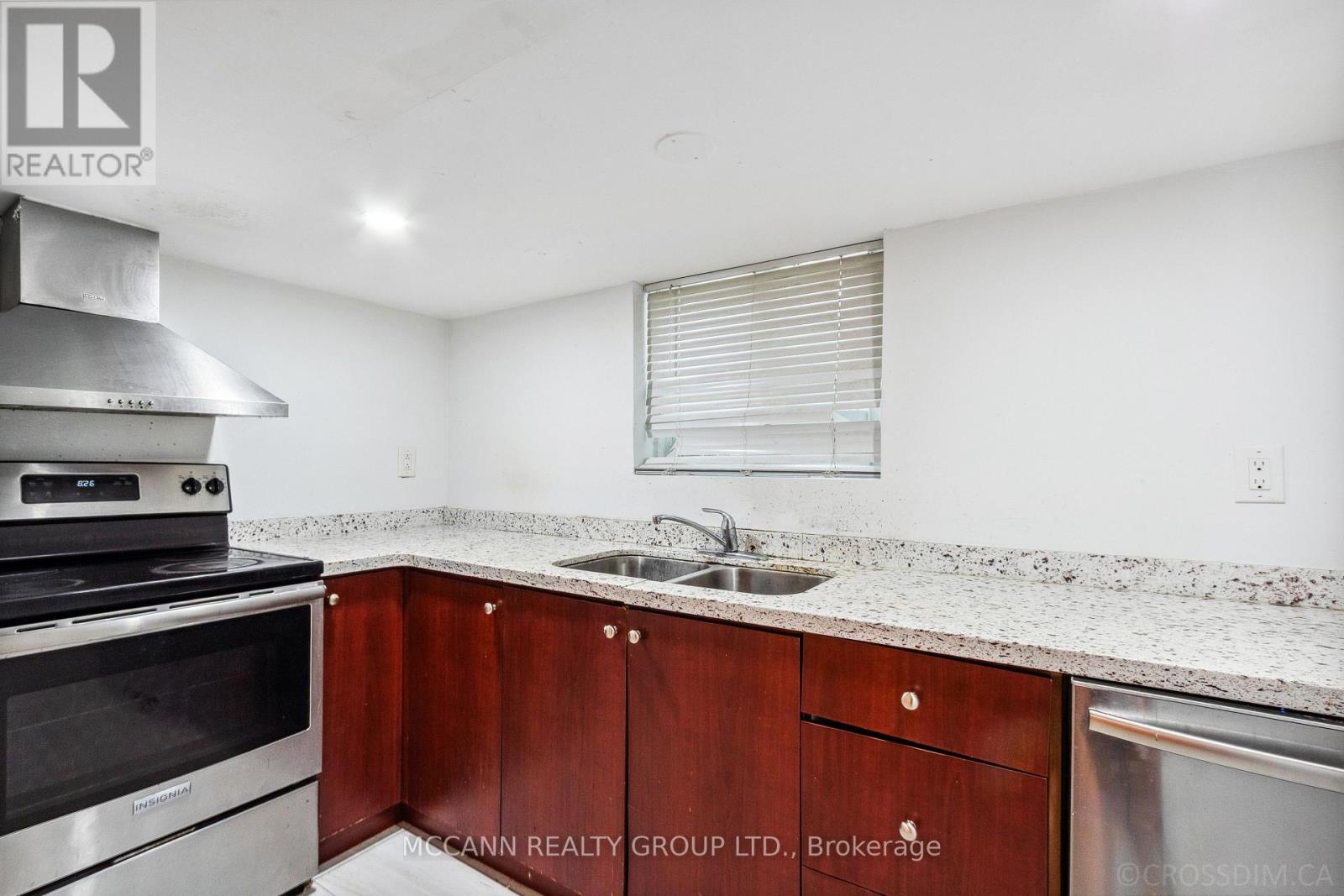 396 Nairn Avenue, Toronto, Ontario  M6E 4J3 - Photo 33 - W12185329