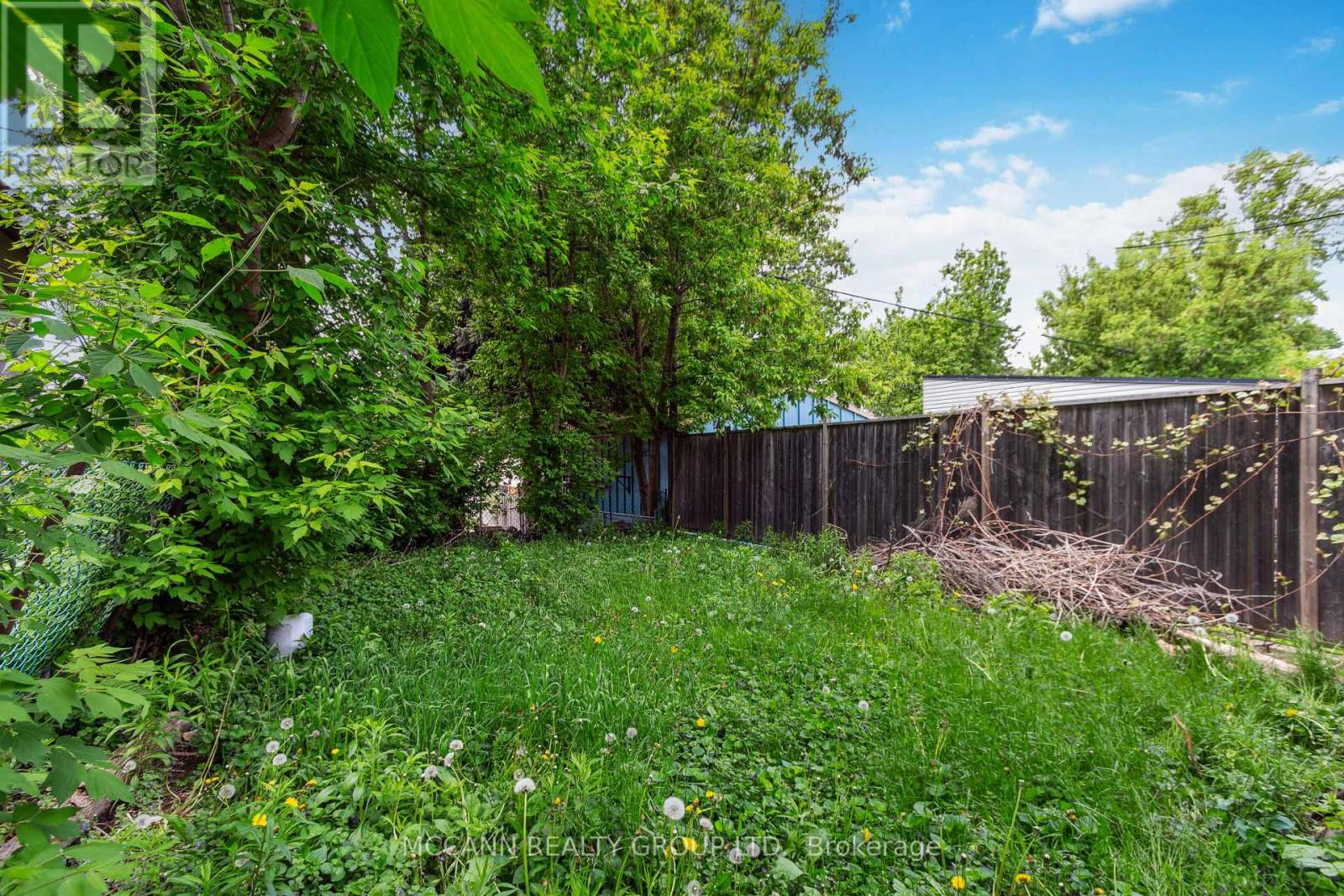 396 Nairn Avenue, Toronto, Ontario  M6E 4J3 - Photo 38 - W12185329