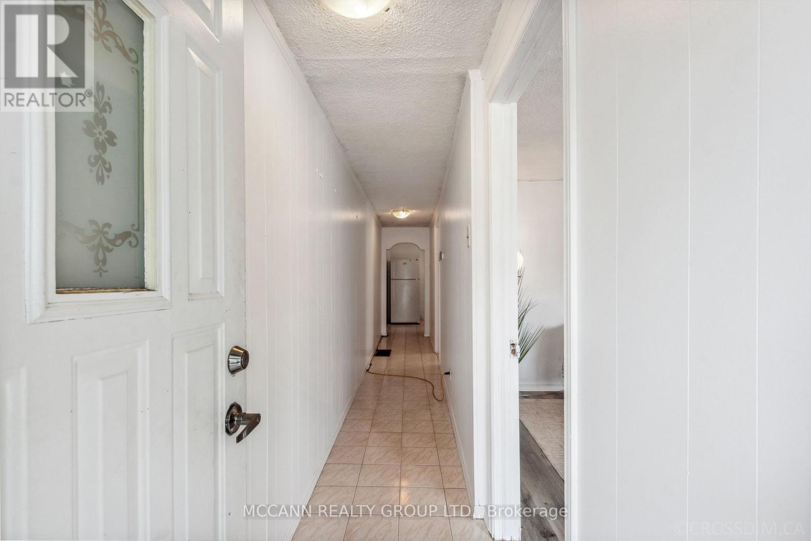 396 Nairn Avenue, Toronto, Ontario  M6E 4J3 - Photo 6 - W12185329
