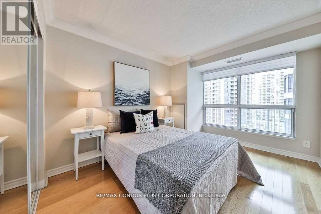 912 - 2111 Lake Shore Boulevard W, Toronto, Ontario  M8V 4B2 - Photo 10 - W12185352