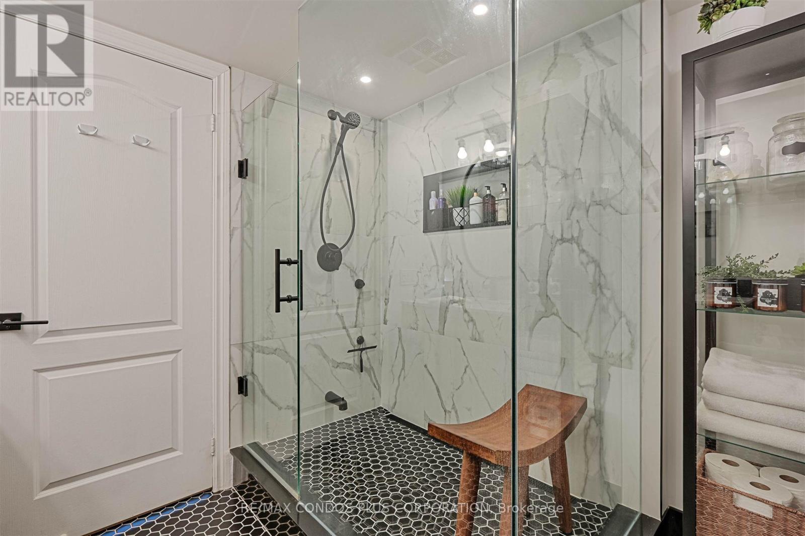 912 - 2111 Lake Shore Boulevard W, Toronto, Ontario  M8V 4B2 - Photo 15 - W12185352
