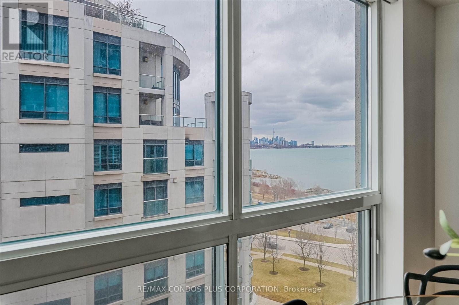 912 - 2111 Lake Shore Boulevard W, Toronto, Ontario  M8V 4B2 - Photo 19 - W12185352