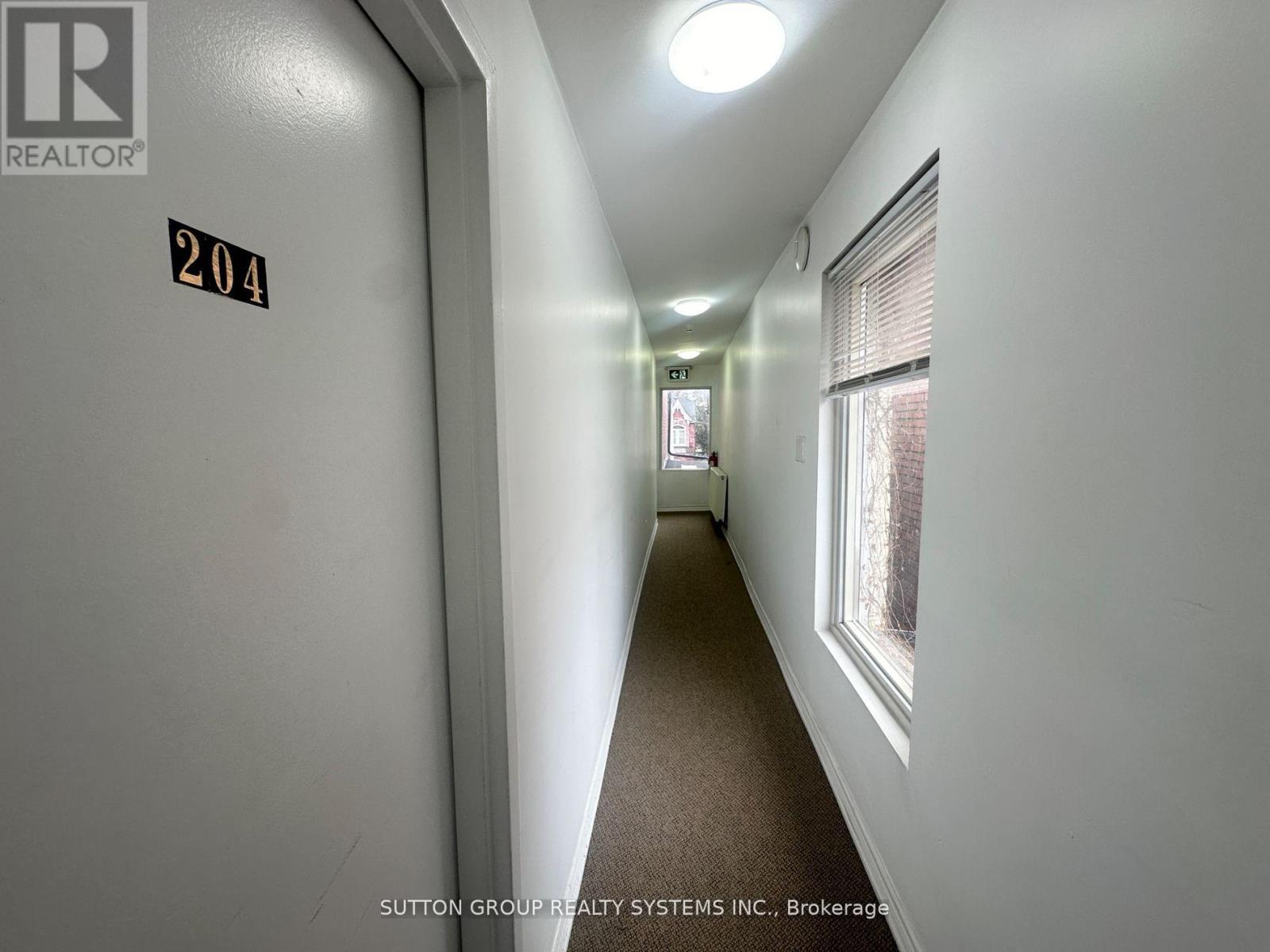 204 - 70 Melbourne Avenue, Toronto, Ontario  M6K 1K7 - Photo 3 - W12185416