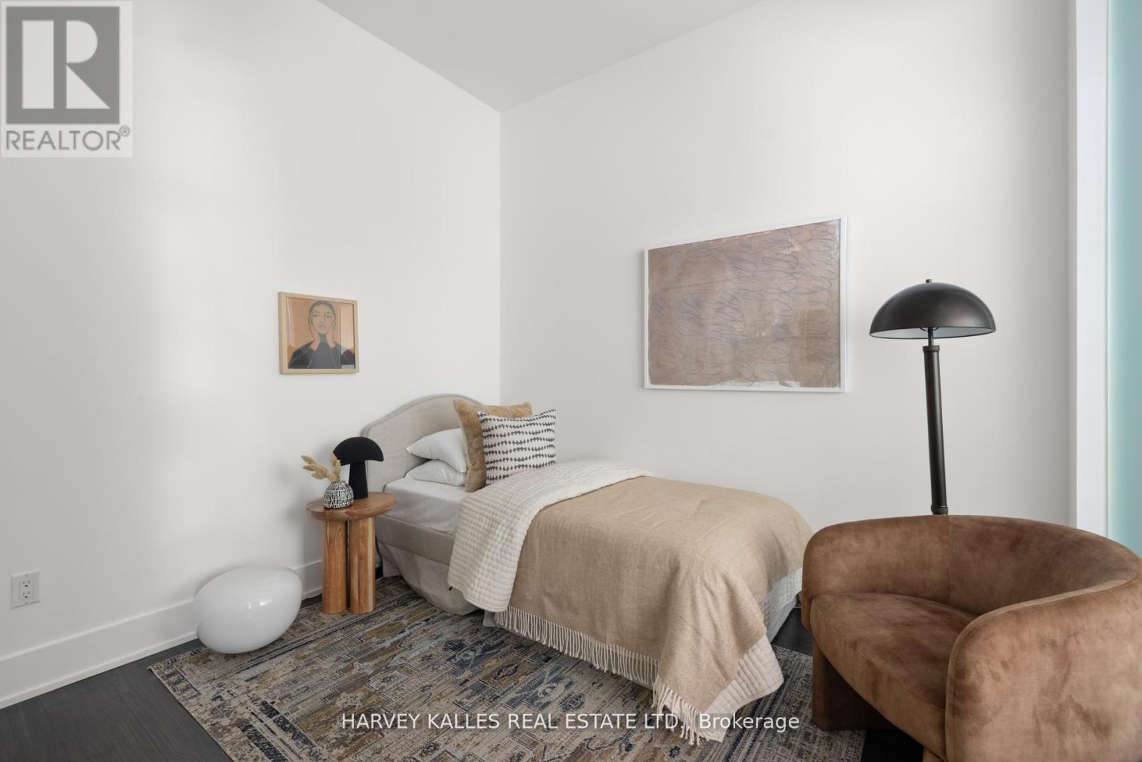 Th 105 - 1830 Bloor Street W, Toronto, Ontario  M6P 0A2 - Photo 29 - W12185430