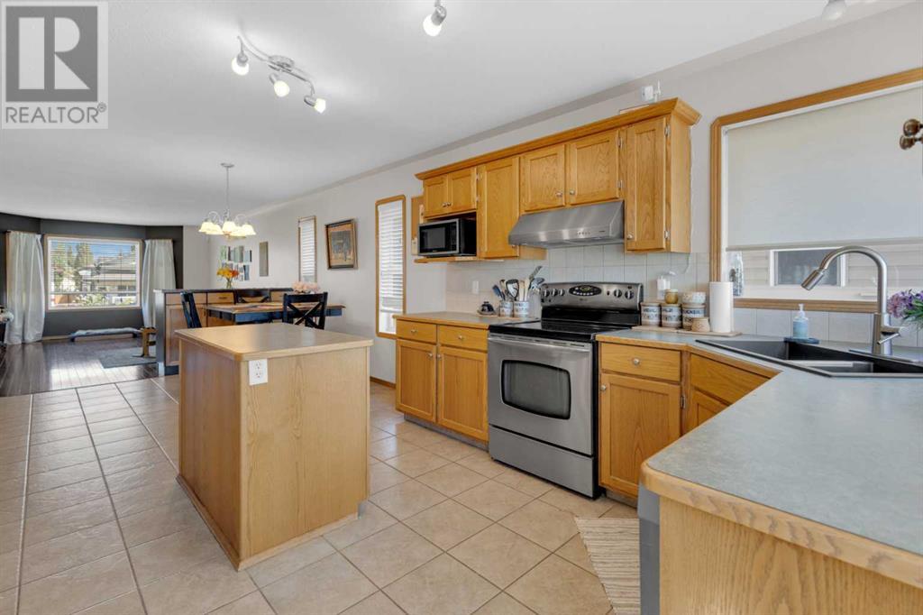 51 Doherty Close, Red Deer, Alberta  T4R 3G1 - Photo 12 - A2225522