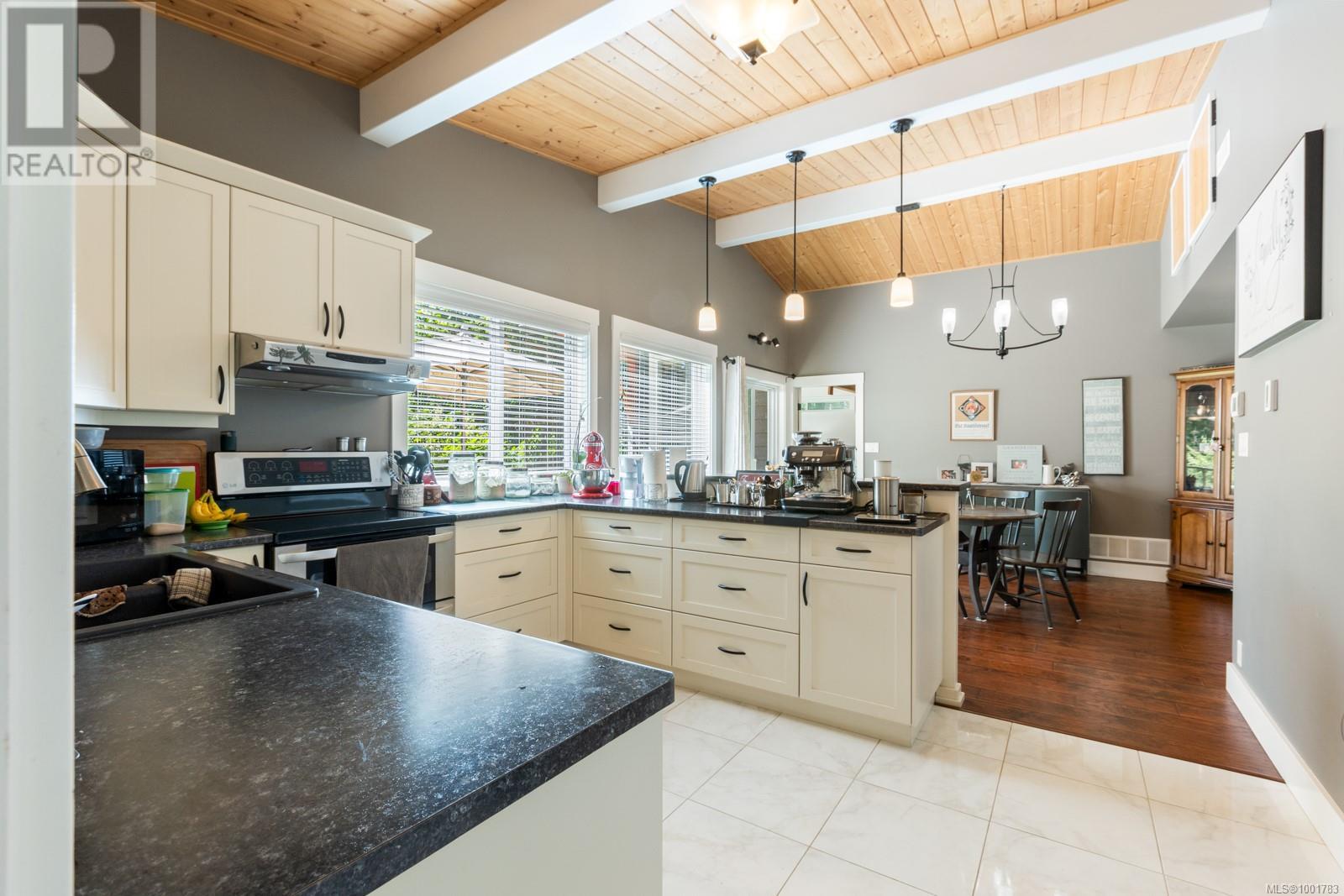 3701 Piercy Rd, Courtenay, British Columbia  V9J 1R7 - Photo 11 - 1001783