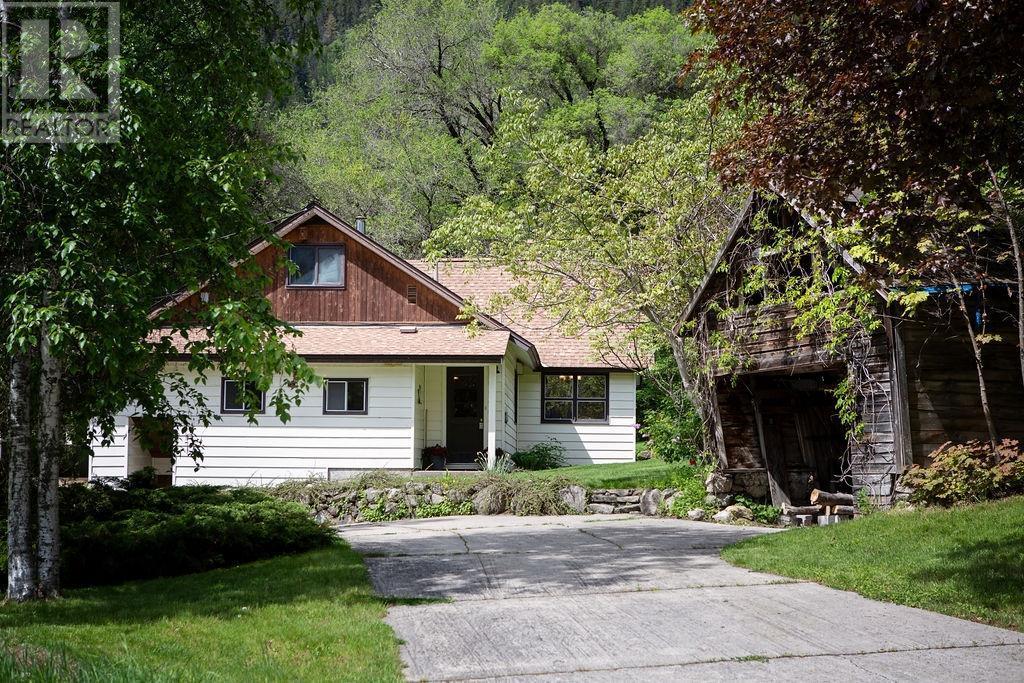 595 VALHALLA Road, Nelson, BC V1L6M6