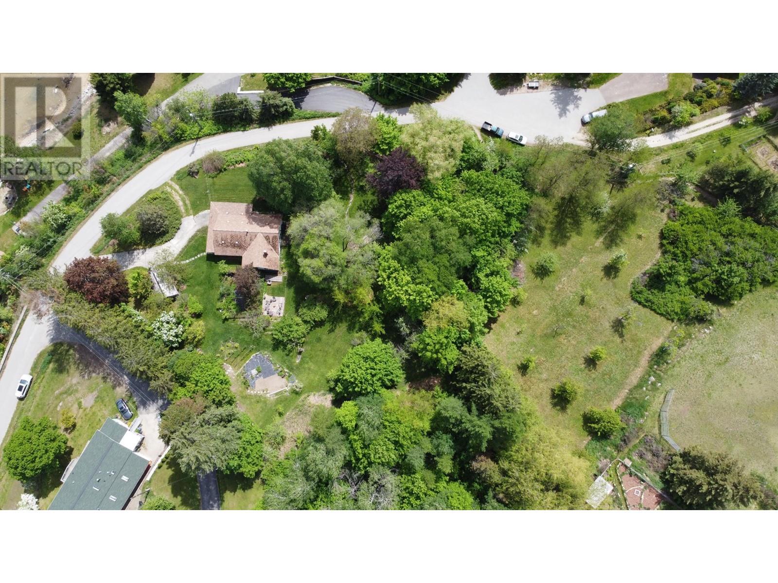 595 VALHALLA Road, Nelson, BC V1L6M6