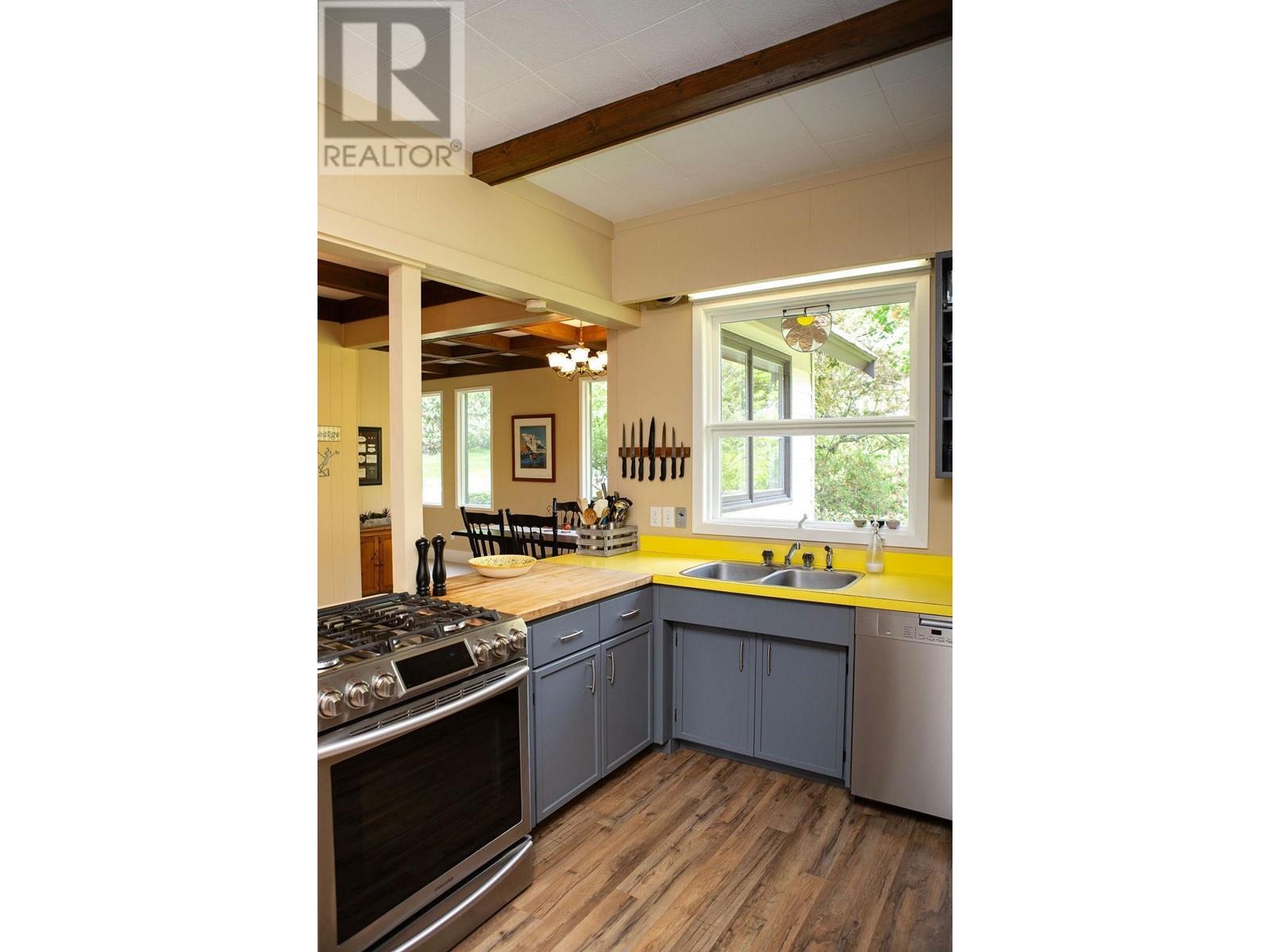 595 VALHALLA Road, Nelson, BC V1L6M6