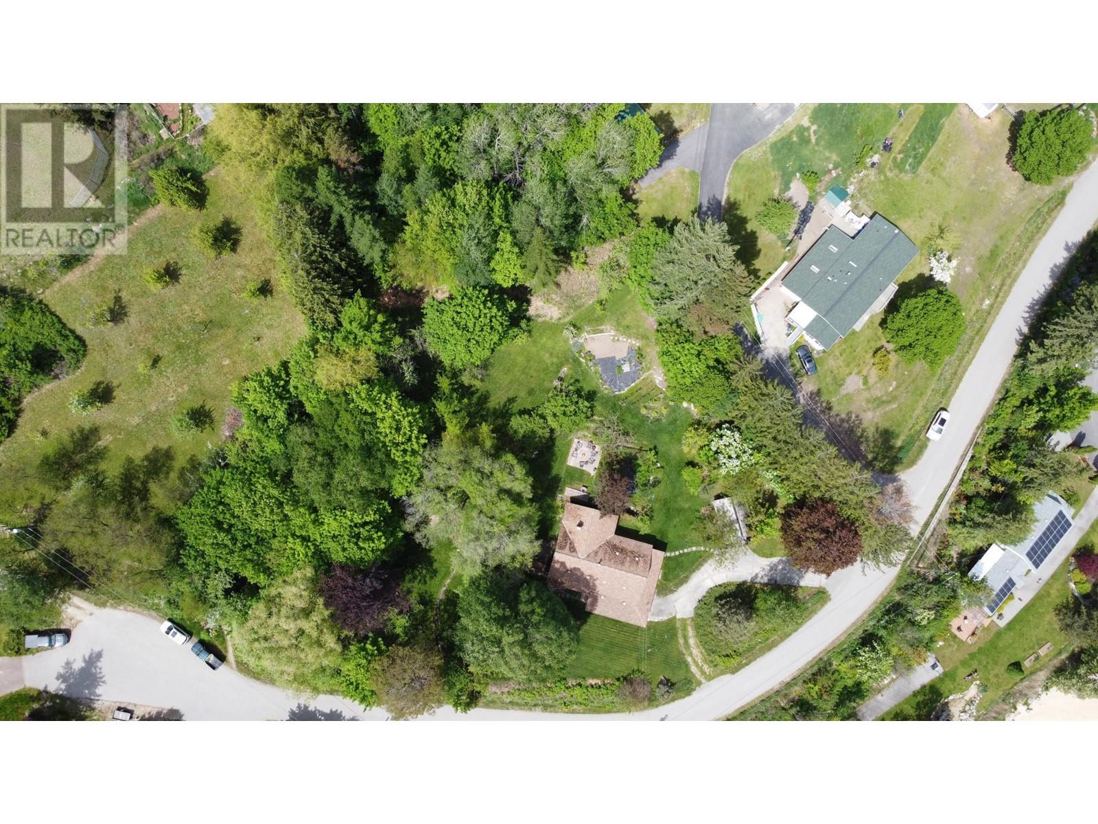 595 Valhalla Road, Nelson, British Columbia  V1L 6M6 - Photo 34 - 10337054