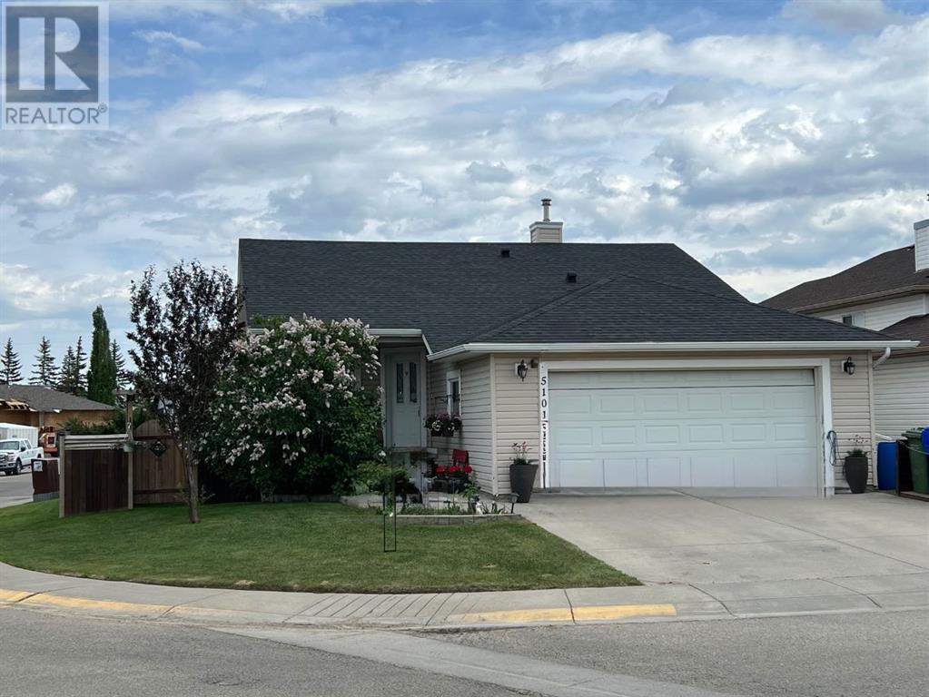 5101 42 Street, Olds, Alberta  T4H 1X2 - Photo 1 - A2208268