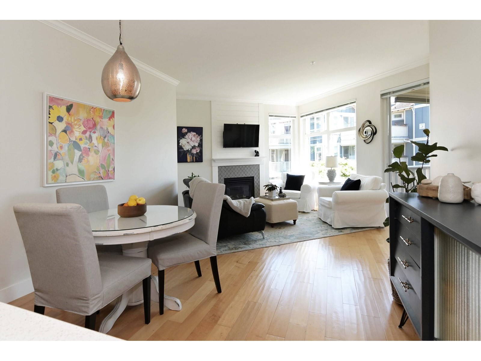 305 15368 16a Avenue, Surrey, British Columbia  V4A 1S9 - Photo 8 - R3004775