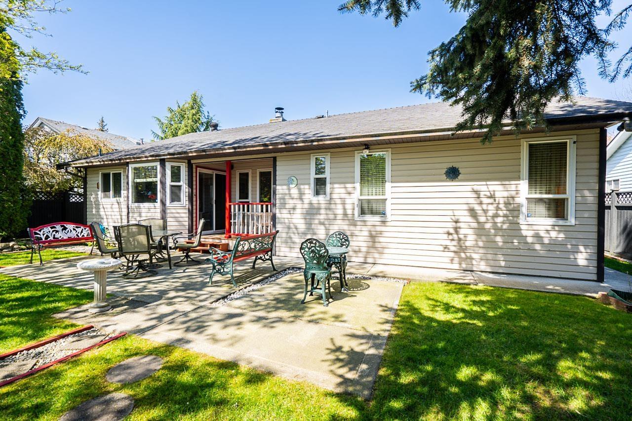 15266 97a Avenue, Surrey, British Columbia  V3R 8P6 - Photo 34 - R3009221