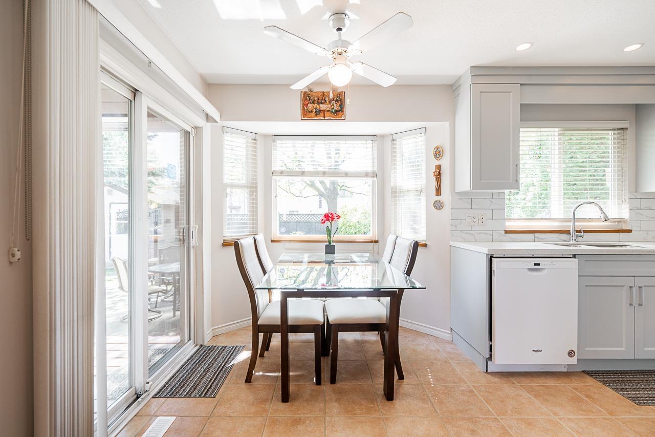 15266 97a Avenue, Surrey, British Columbia  V3R 8P6 - Photo 12 - R3009221