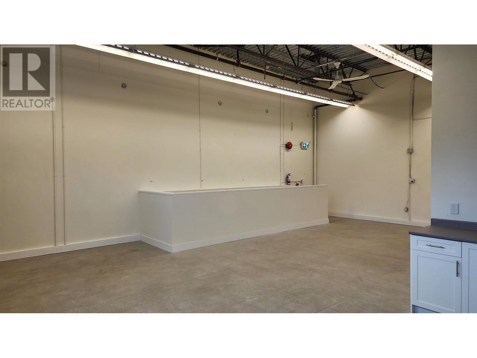 204N 2455 DOLLARTON HIGHWAY, North Vancouver, British Columbia