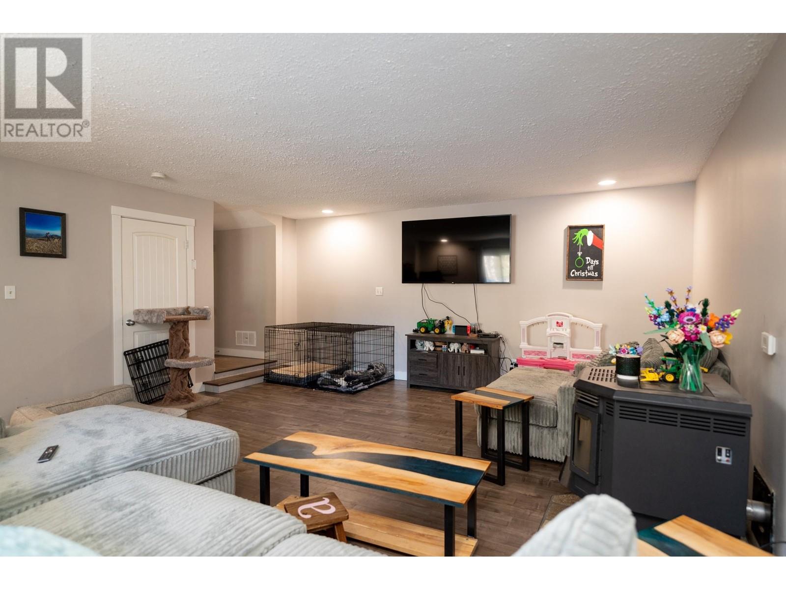 4171 Estavilla Drive, Prince George, British Columbia  V2K 2T8 - Photo 5 - R3009304