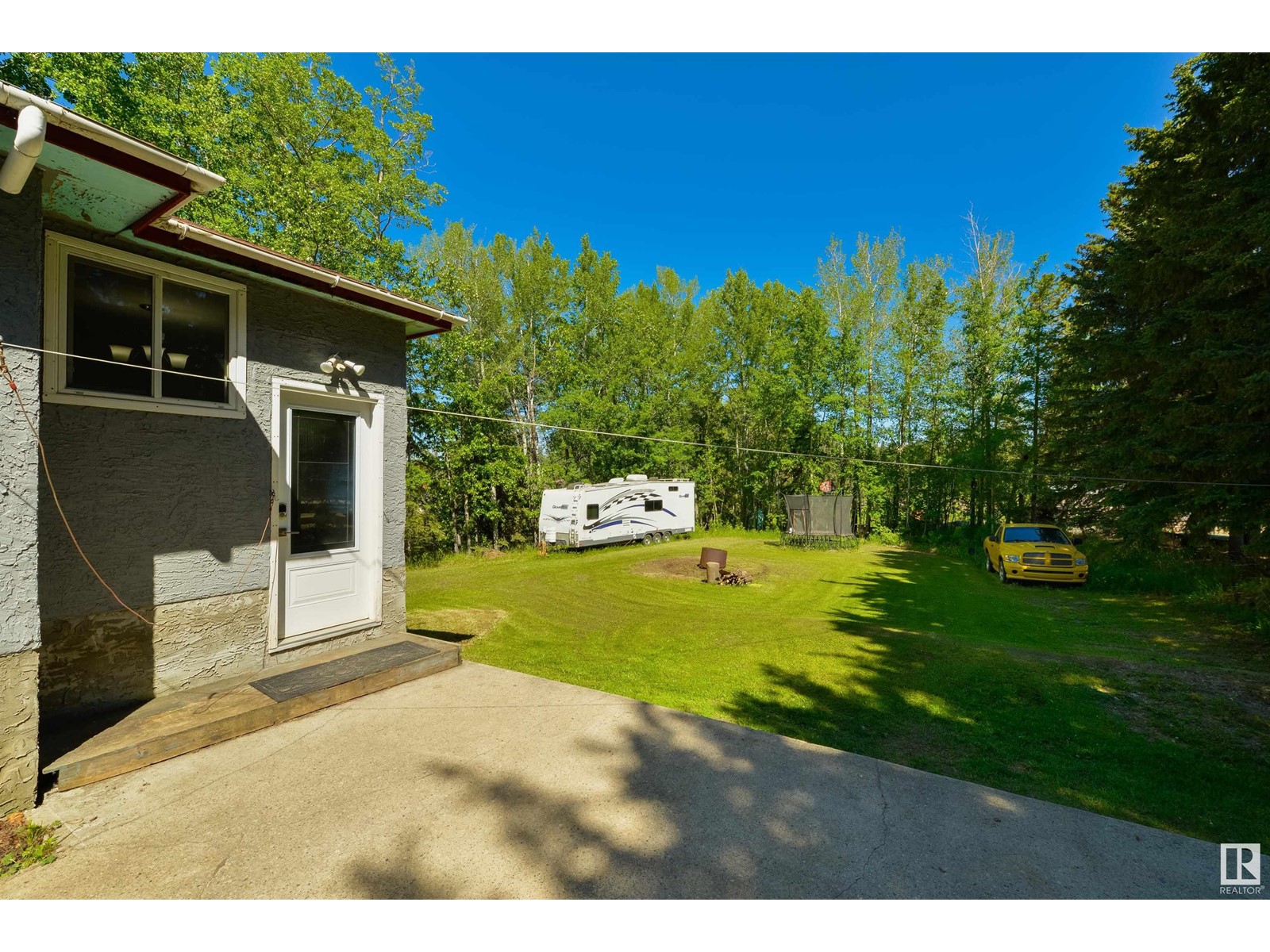 6130 Highway 16, Rural Parkland County, Alberta  T0E 0W0 - Photo 2 - E4439534