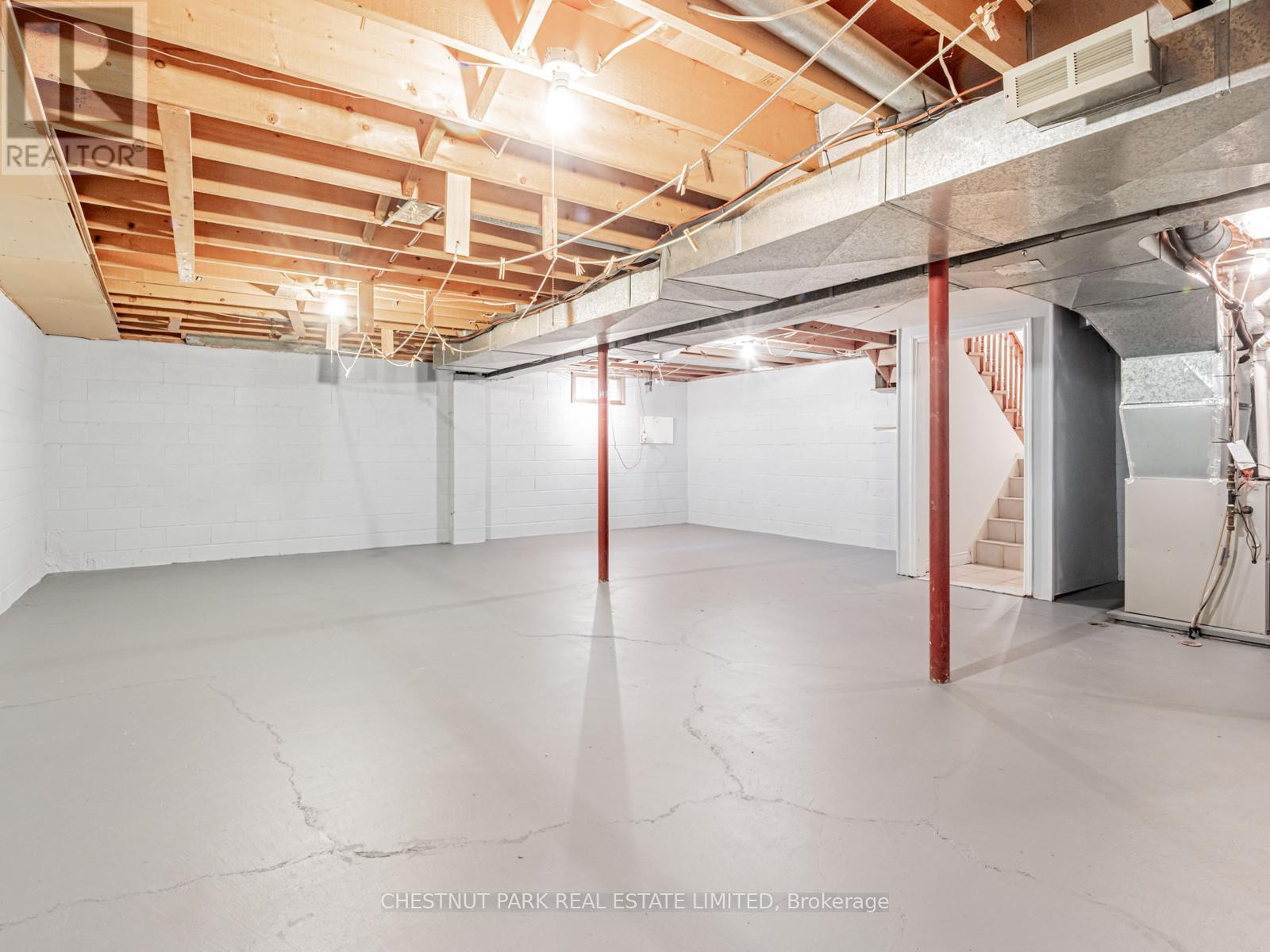 256 Cocksfield Avenue, Toronto (Bathurst Manor), Ontario  M3H 3T7 - Photo 32 - C12185467