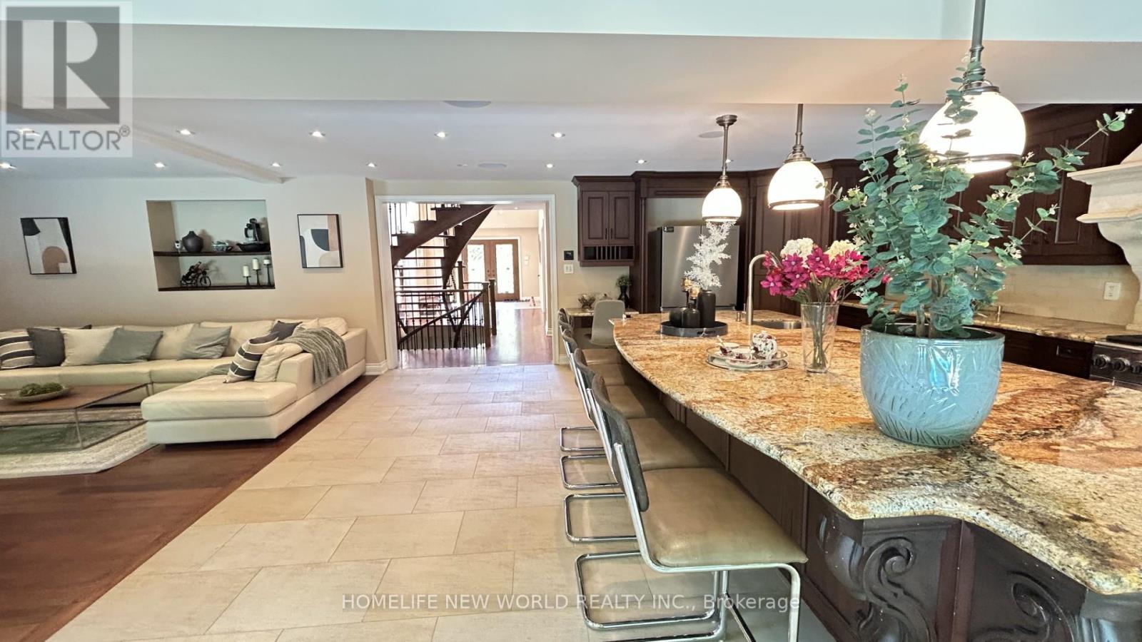 43 Lunau Lane, Markham (Aileen-Willowbrook), Ontario  L3T 5N1 - Photo 14 - N12185514