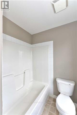 31 - 600 Sarnia Road, London North (North I), Ontario  N6G 5M4 - Photo 13 - X12185564
