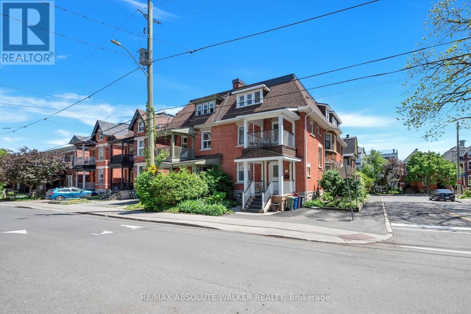 B - 104 Gilmour Street, Ottawa, Ontario  K2P 0N6 - Photo 4 - X12185636
