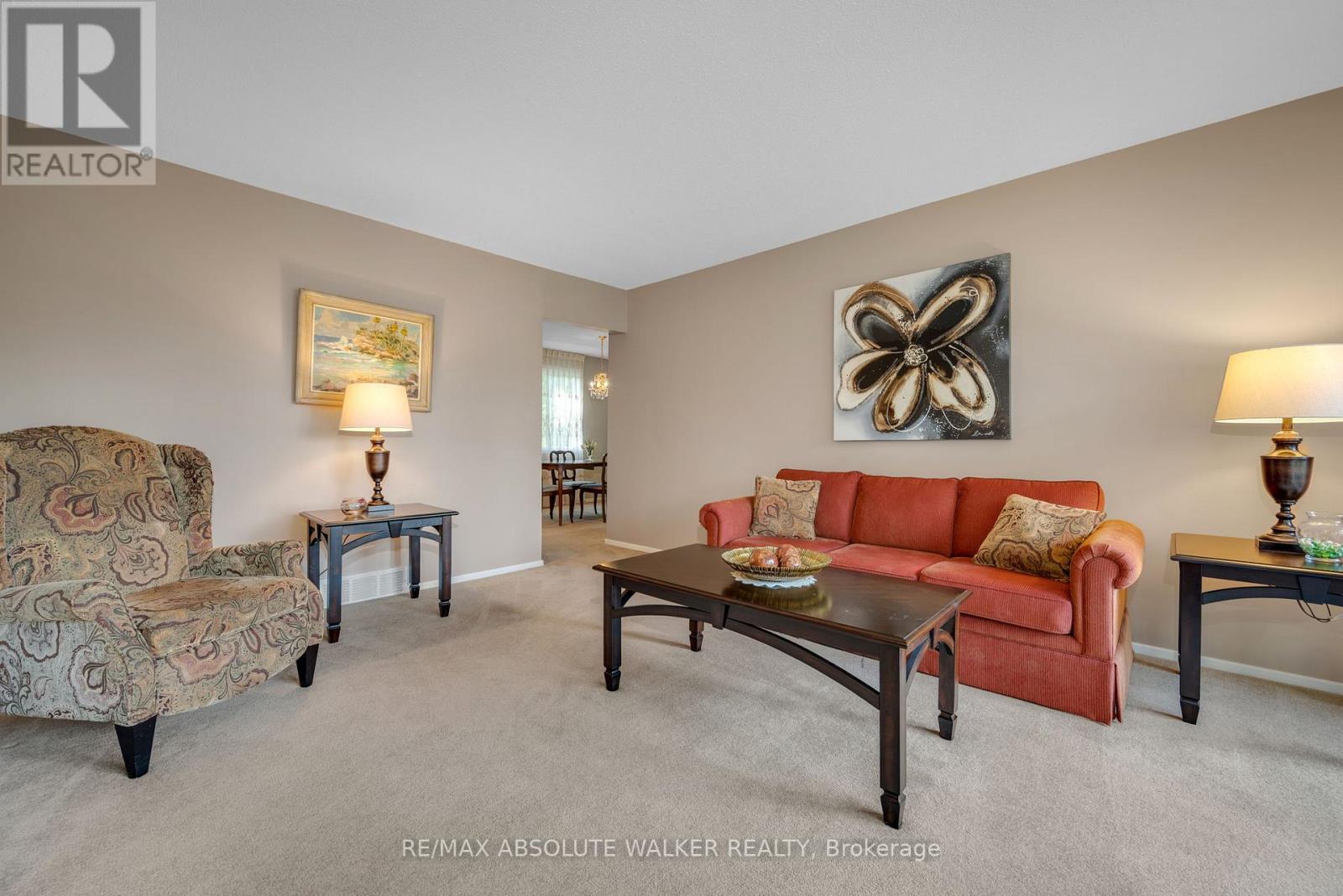 1975 Oakdean Crescent, Ottawa, Ontario  K1J 6H6 - Photo 7 - X12185637