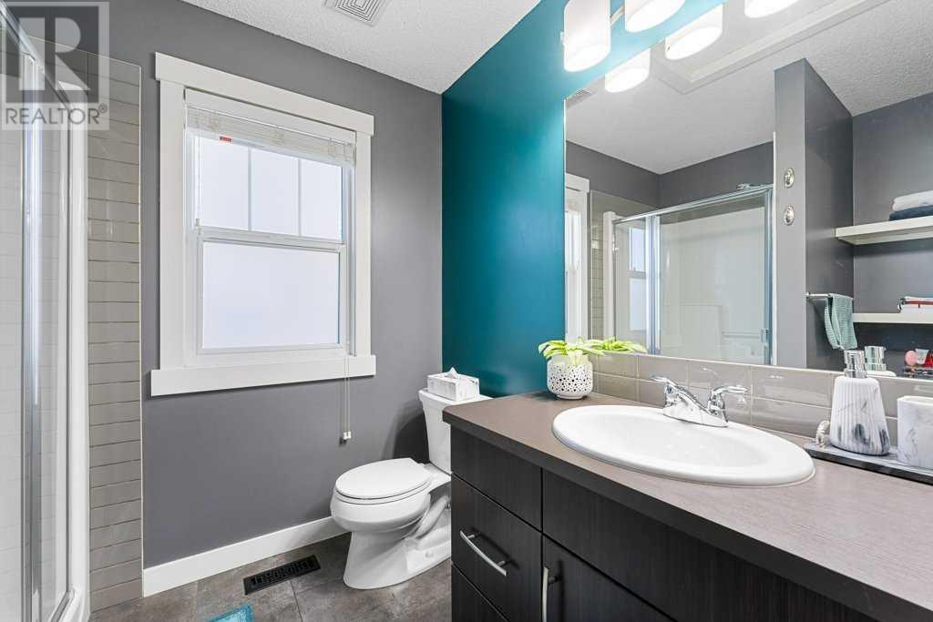 123 Fireside Parkway, Cochrane, Alberta  T4C 0V7 - Photo 22 - A2226196
