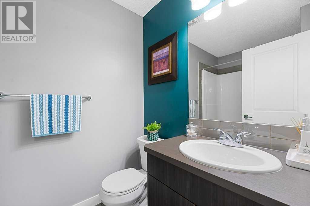 123 Fireside Parkway, Cochrane, Alberta  T4C 0V7 - Photo 24 - A2226196