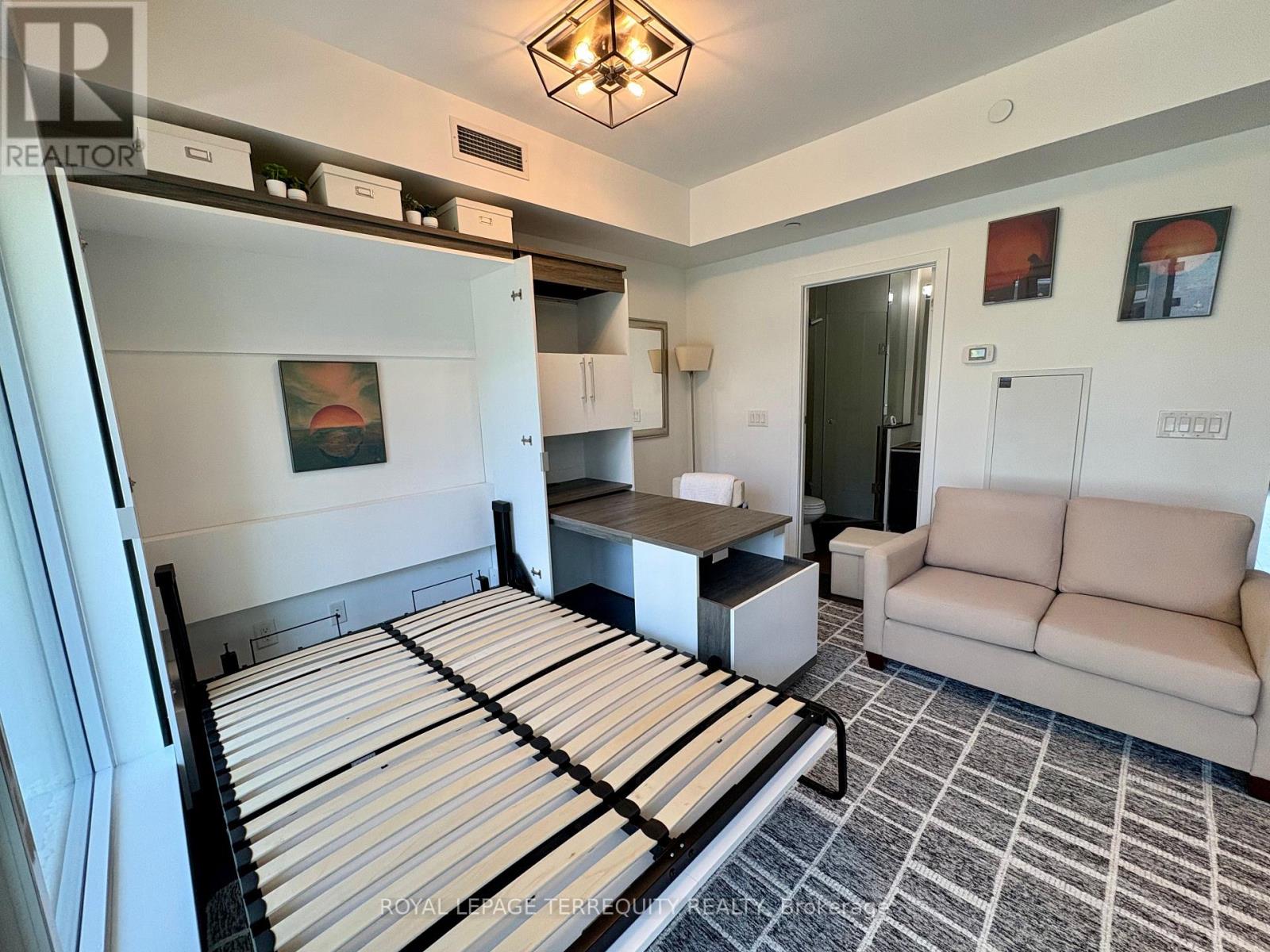 437 - 1830 Bloor Street W, Toronto (High Park North), Ontario  M6P 0A2 - Photo 10 - W12185459