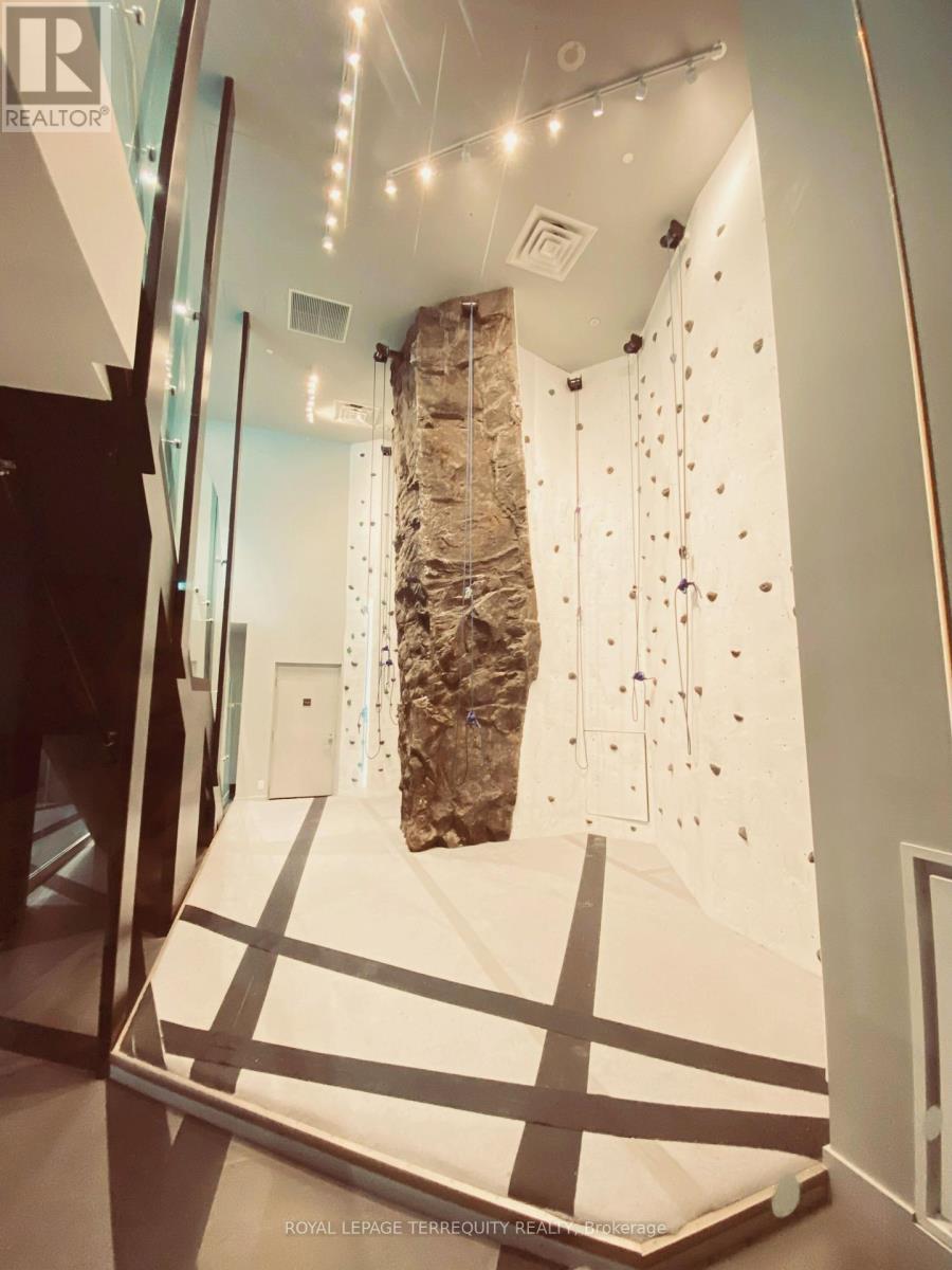 437 - 1830 Bloor Street W, Toronto (High Park North), Ontario  M6P 0A2 - Photo 40 - W12185459