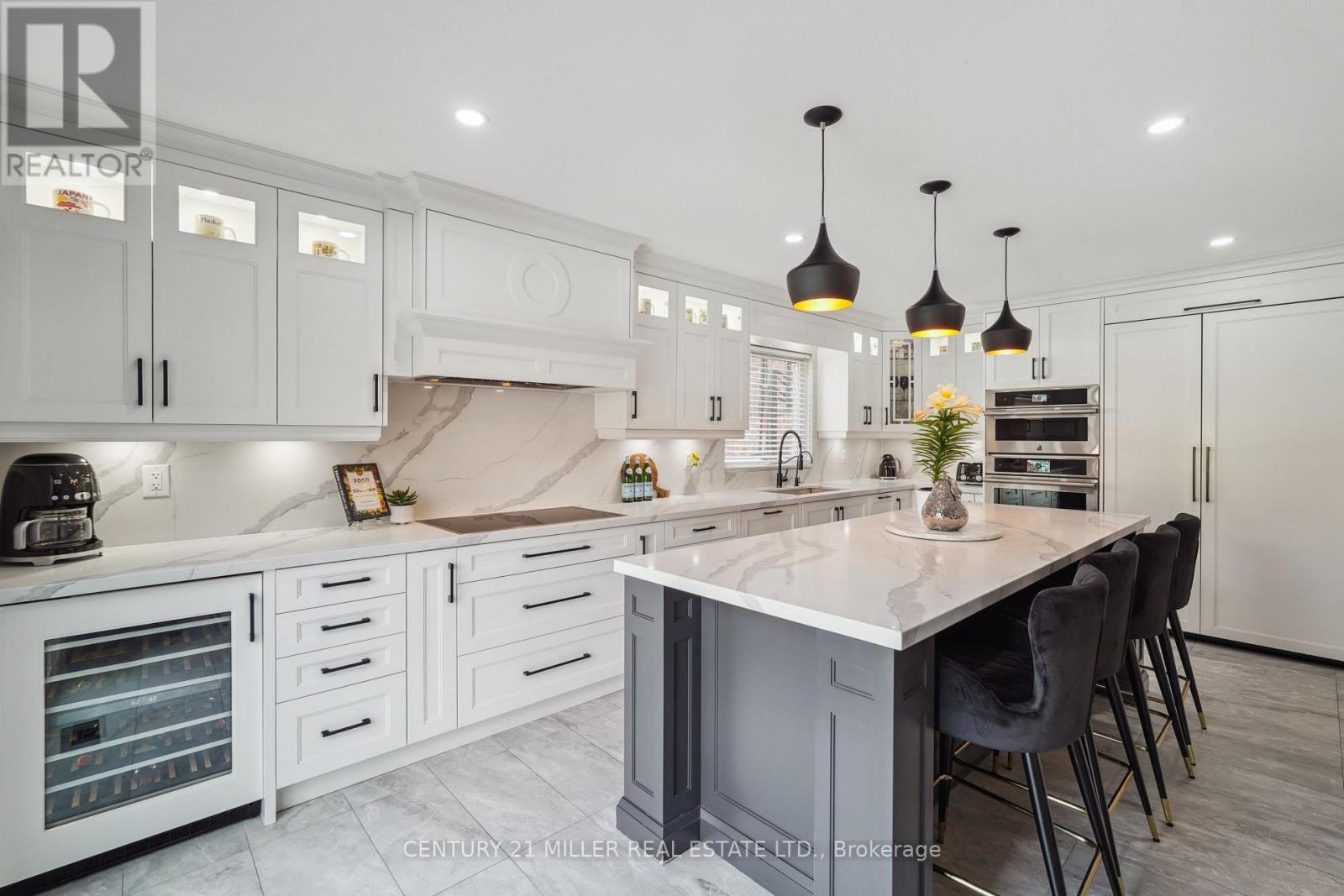1372 Wheelwright Road, Oakville, Ontario  L6M 2Z2 - Photo 13 - W12185494
