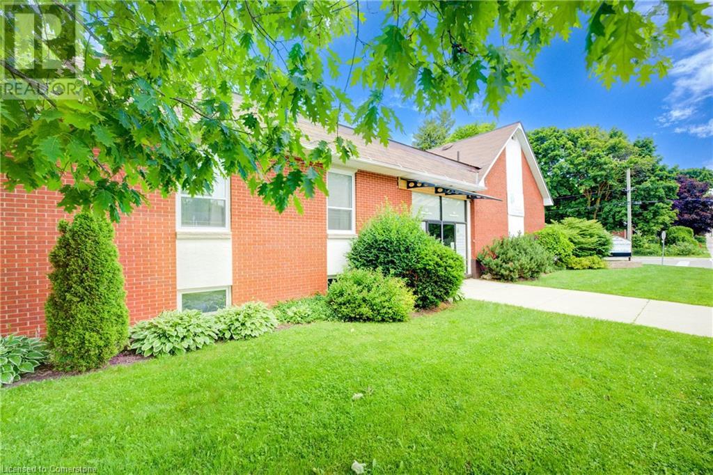 211 BIRMINGHAM Street W, Mount Forest, Ontario