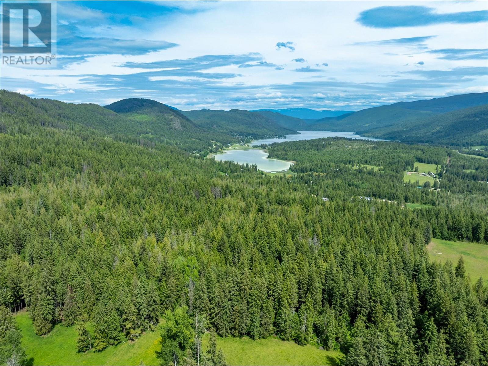 3175 Hautala Road, Sorrento, British Columbia  V0E 2W0 - Photo 6 - 10350130
