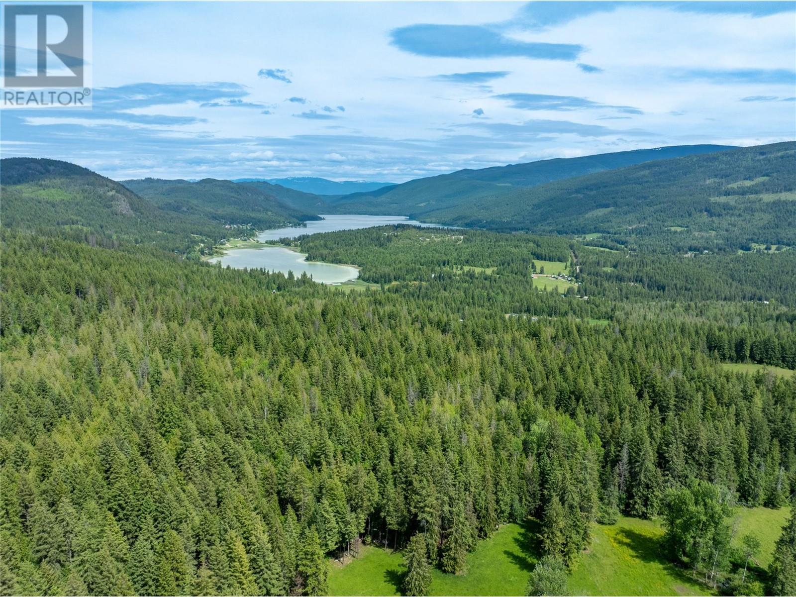 3175 Hautala Road, Sorrento, British Columbia  V0E 2W0 - Photo 8 - 10350130