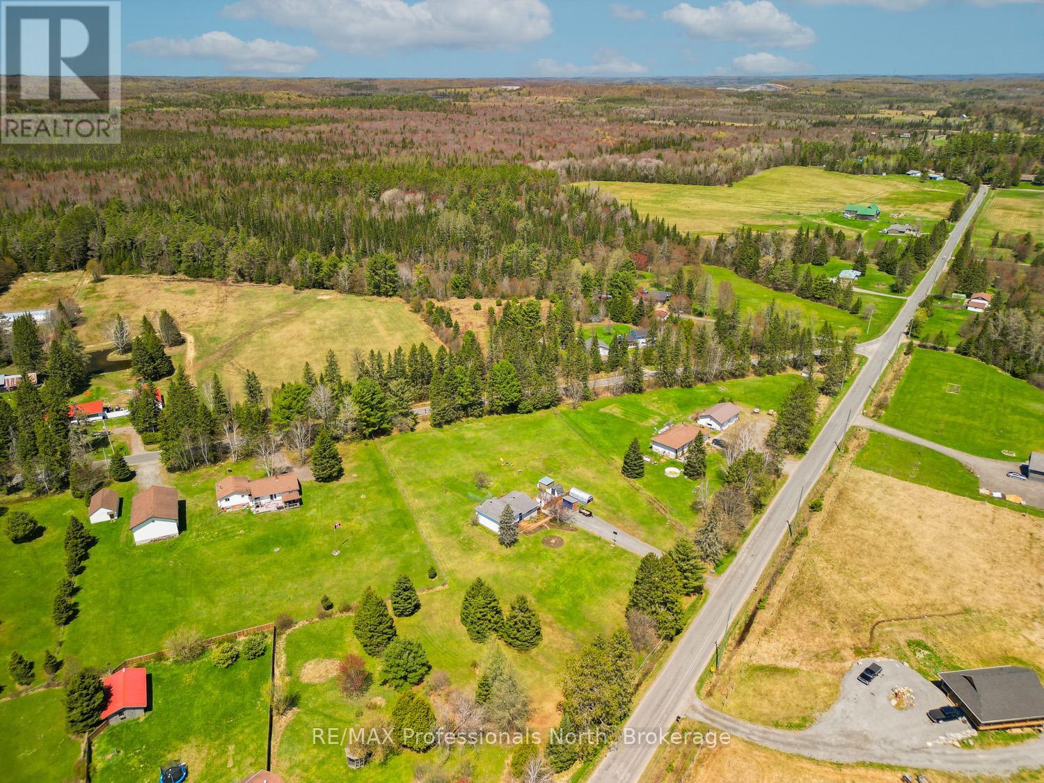 1400 Old Muskoka Road S, Huntsville, Ontario  P0B 1M0 - Photo 12 - X12185601