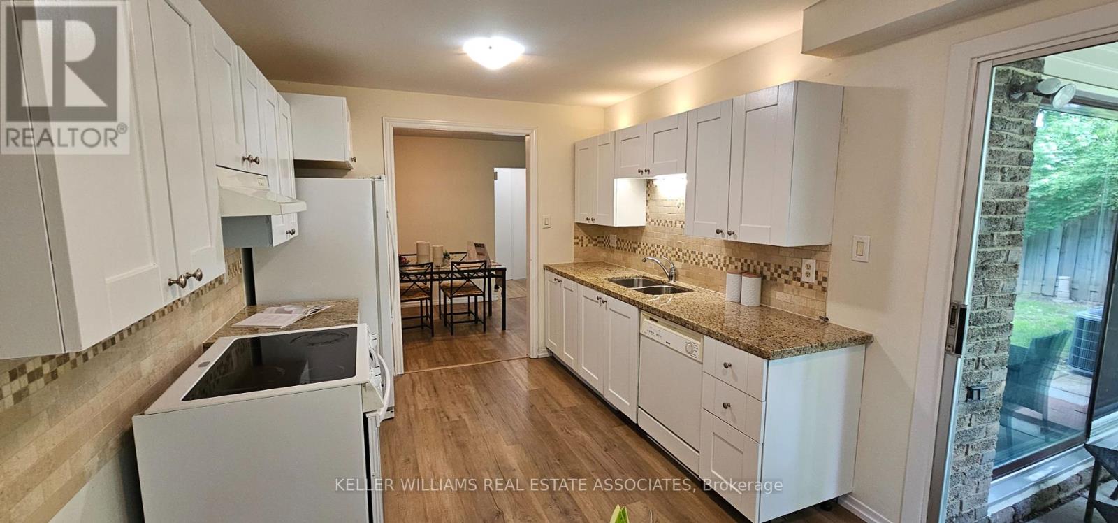 43 - 2701 Aquitaine Avenue, Mississauga (Meadowvale), Ontario  L5N 2H7 - Photo 12 - W12164868