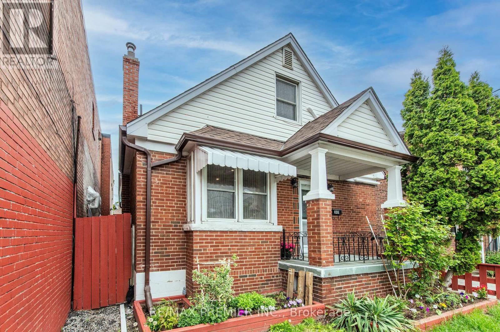 Property at 349 KIPLING AVENUE image 1