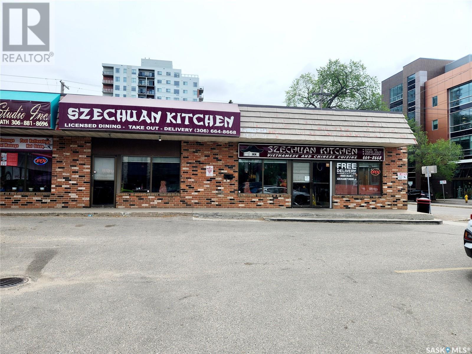 D & E 835 Broadway AVENUE, Saskatoon, Saskatchewan