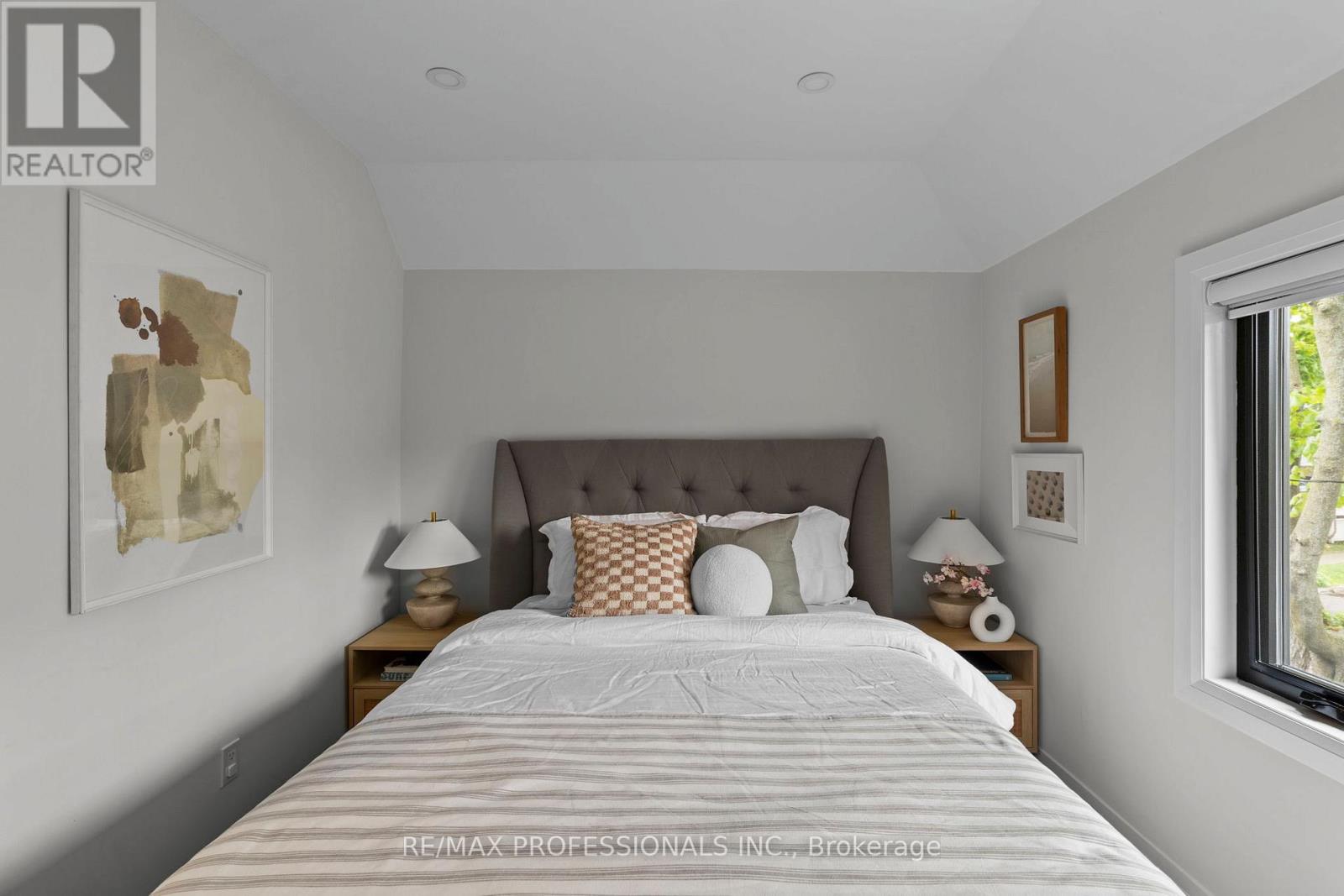 37 West Lynn Avenue, Toronto (Woodbine Corridor), Ontario  M4C 3V9 - Photo 28 - E12185619