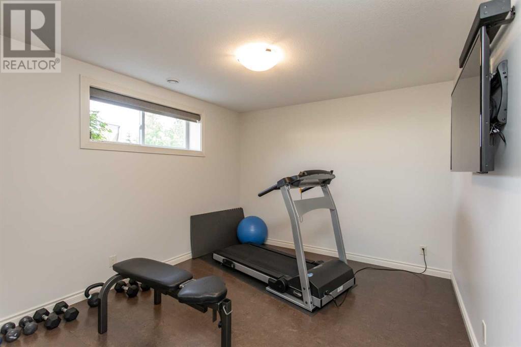55 Vista Close, Red Deer, Alberta  T4R 0N8 - Photo 31 - A2224483