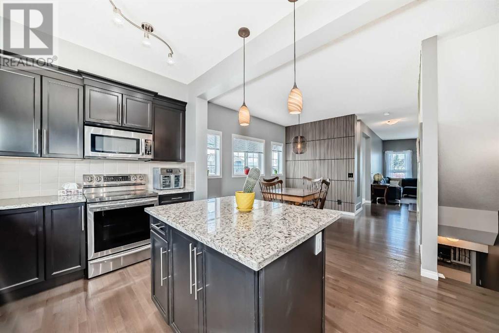 201 Mahogany Heights Se, Calgary, Alberta  T3M 0X7 - Photo 9 - A2222469