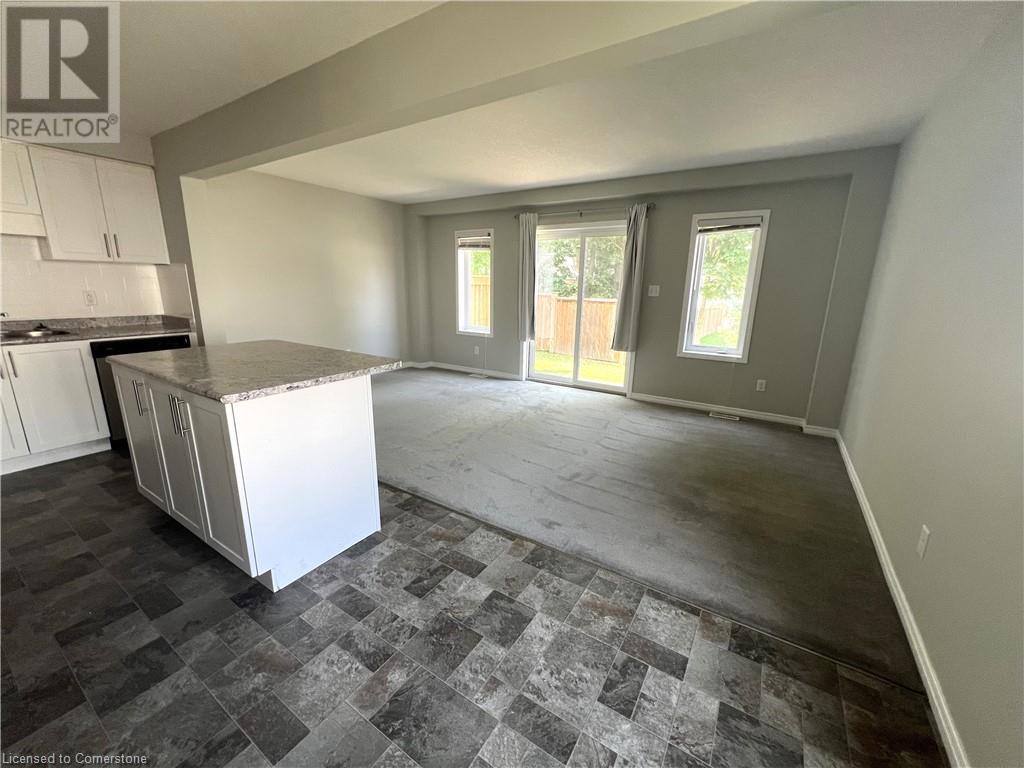 50 Pinnacle Drive Unit# 61, Kitchener, Ontario  N2P 0H8 - Photo 4 - 40735689