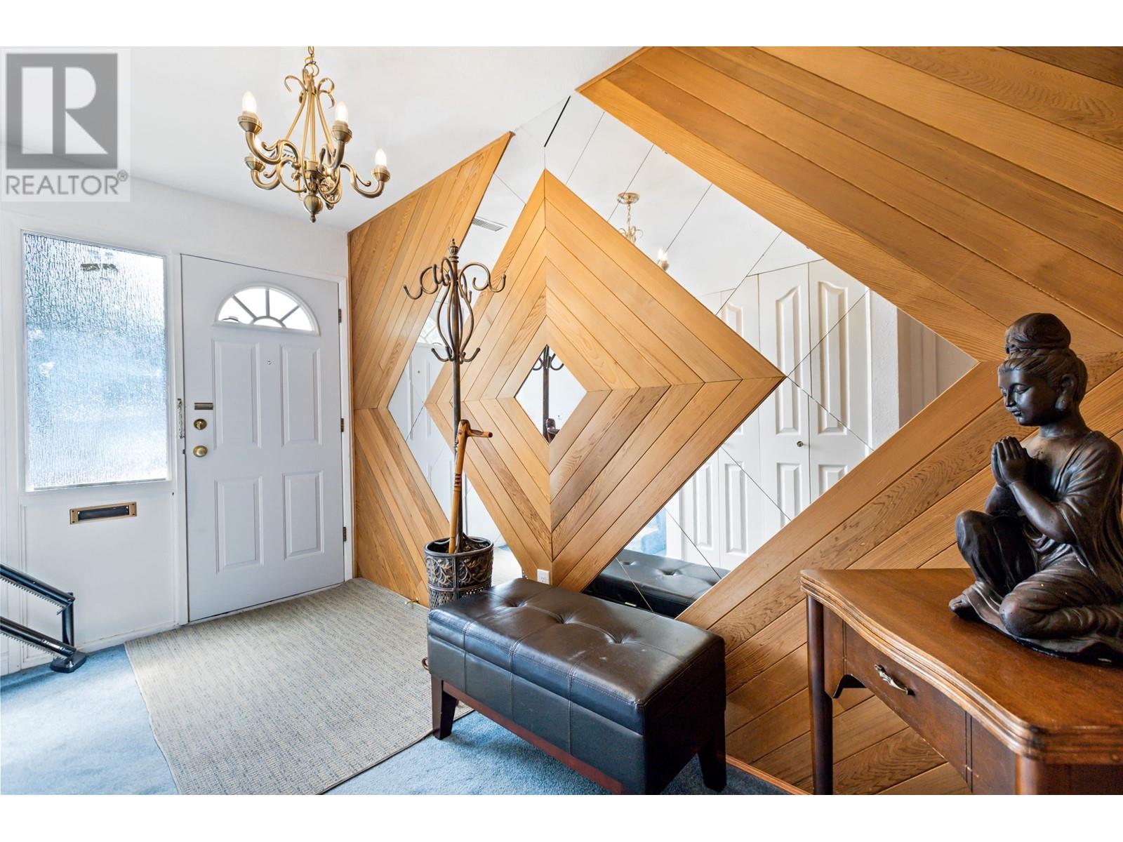 Property at 845 PRAIRIE AVENUE image 4