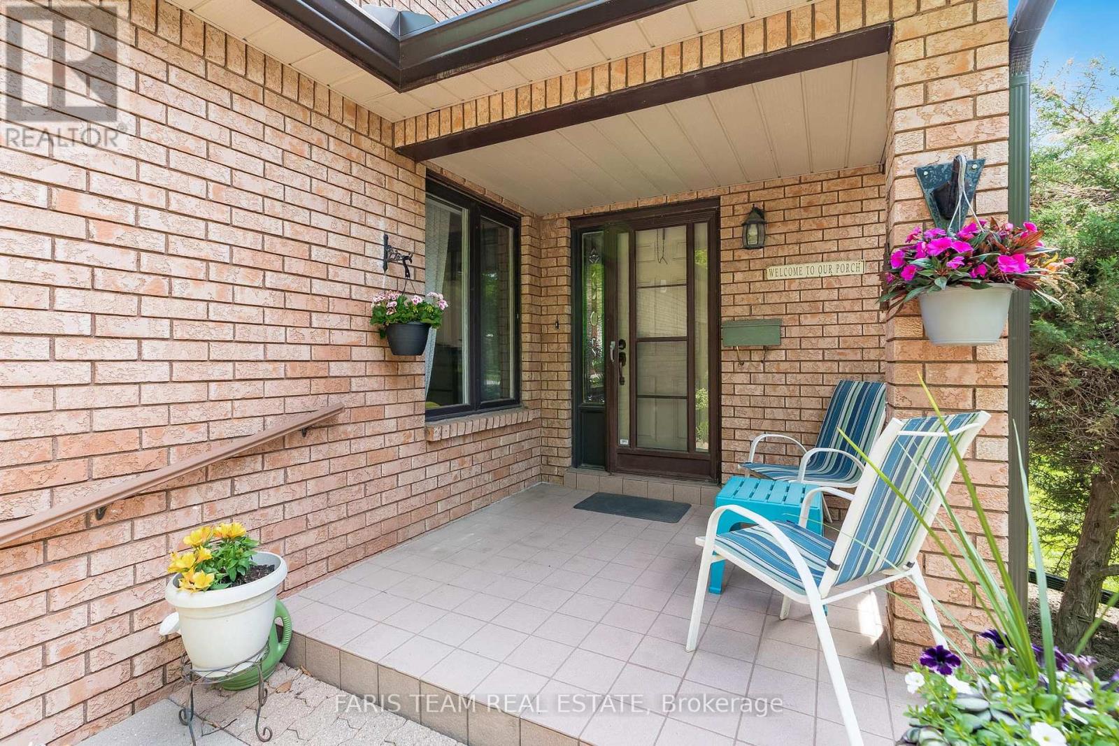 97 Riverview Road, New Tecumseth, Ontario  L9R 1S1 - Photo 4 - N12163599