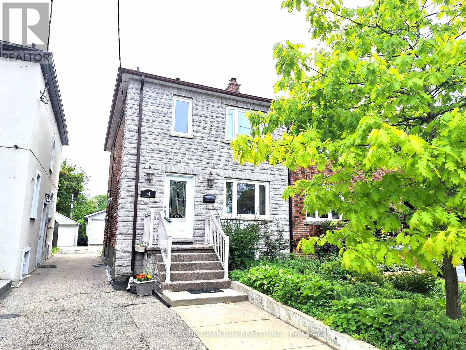74 CLIFF STREET, Toronto, Ontario