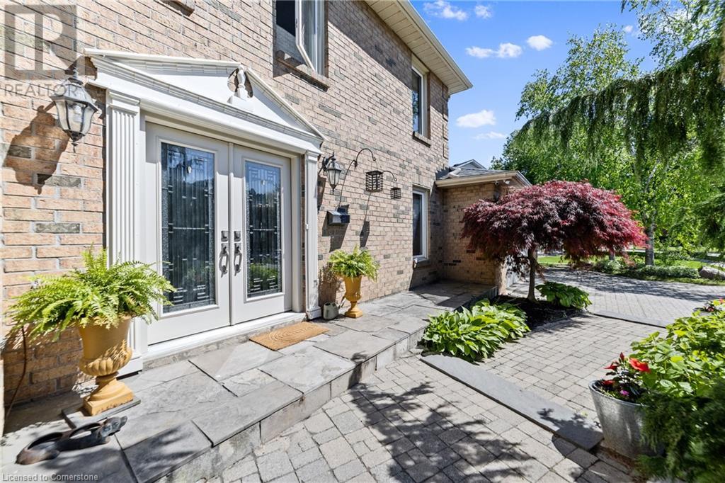 2131 Upland Drive, Burlington, Ontario  L7M 2Y7 - Photo 3 - 40735643