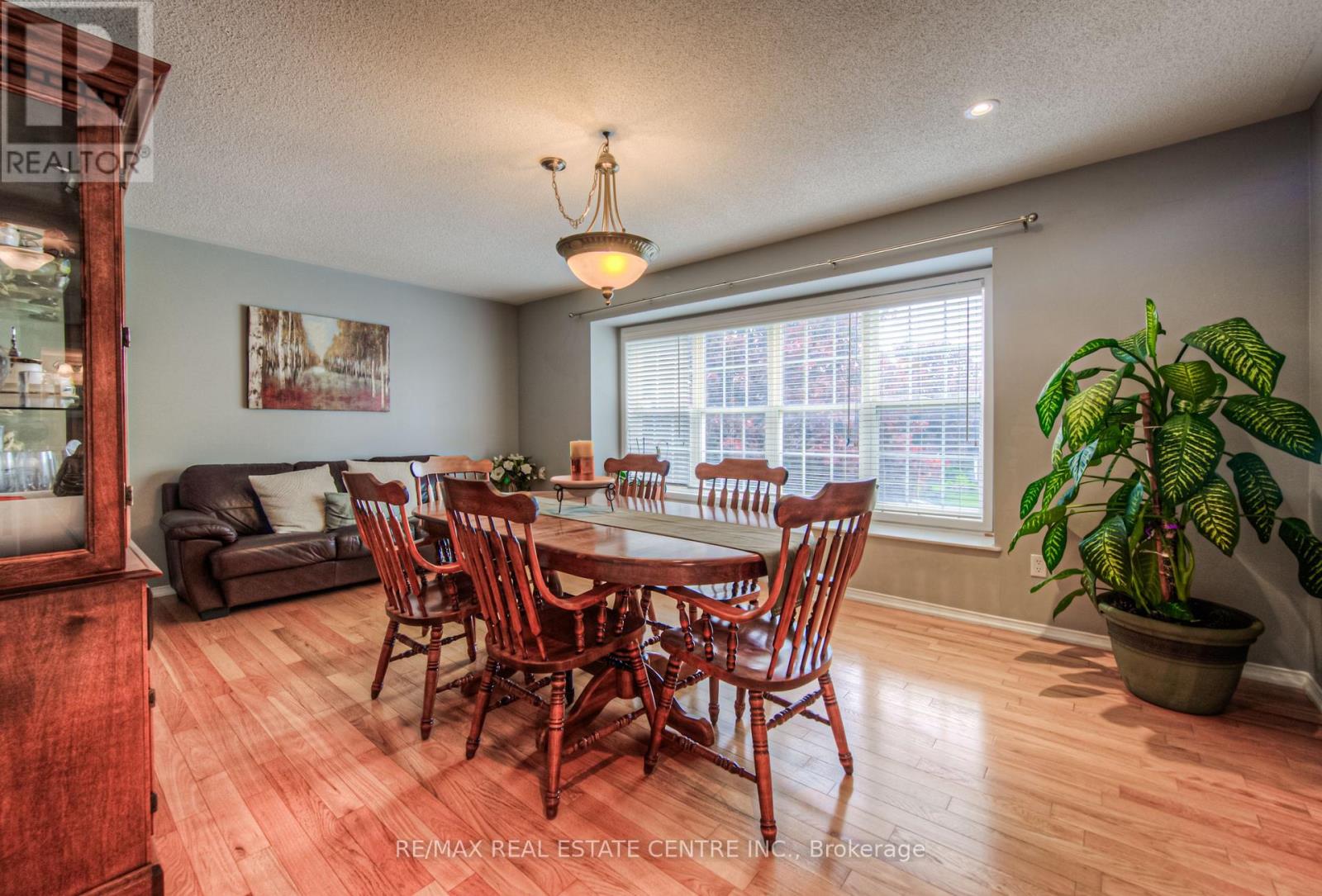 11 Anderson Court, Hamilton, Ontario  L9G 4Z7 - Photo 6 - X12171728
