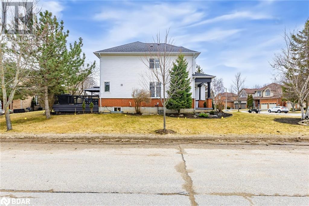 11 Kensington Trail, Barrie, Ontario  L4N 0K5 - Photo 4 - 40728792