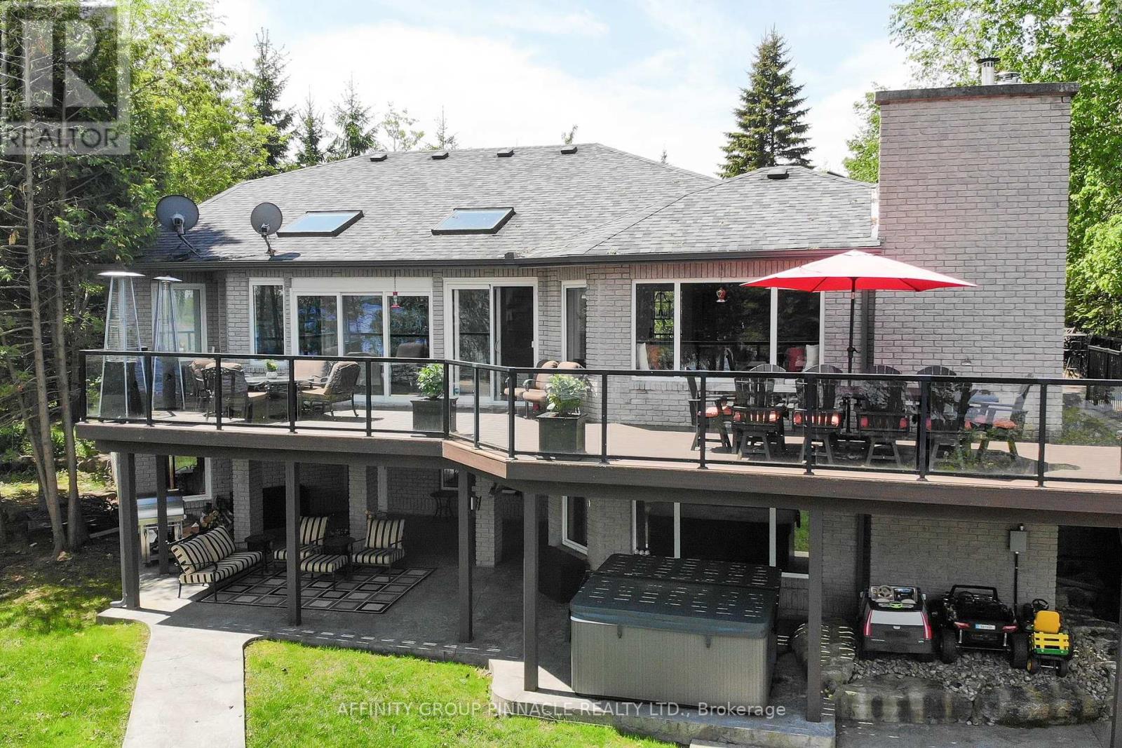 90 Mcgregor Drive, Kawartha Lakes, Ontario K0M 1A0 - Photo 3 - X12185691