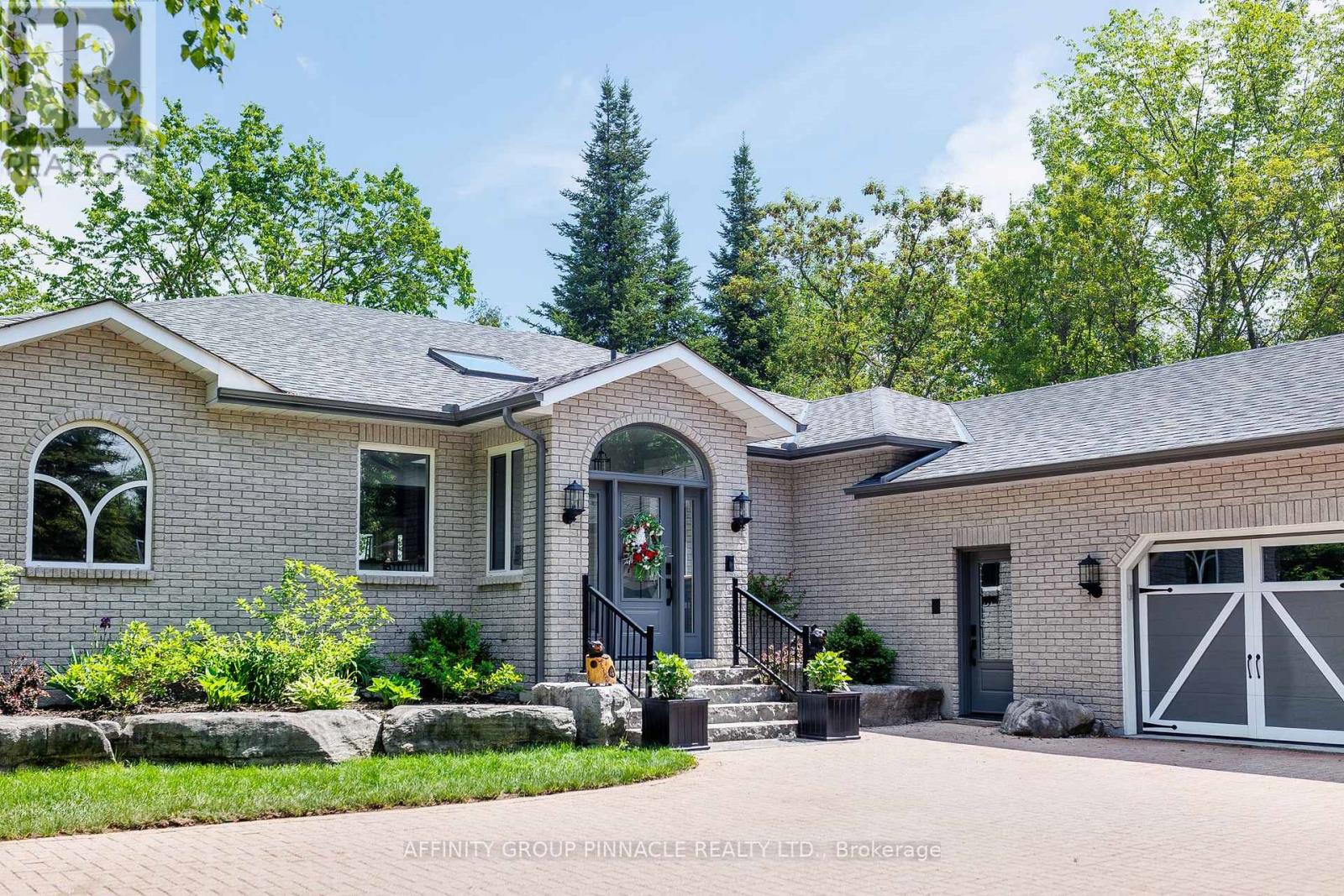 90 Mcgregor Drive, Kawartha Lakes, Ontario  K0M 1A0 - Photo 6 - X12185691